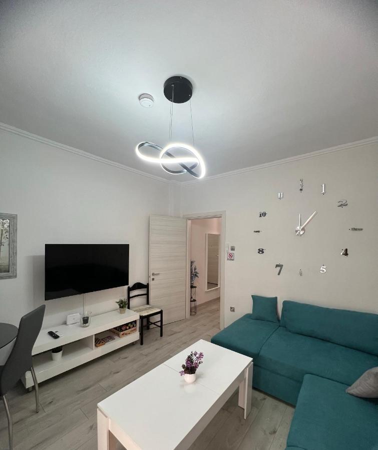 Serres City Center Modern Apartment Zewnętrze zdjęcie